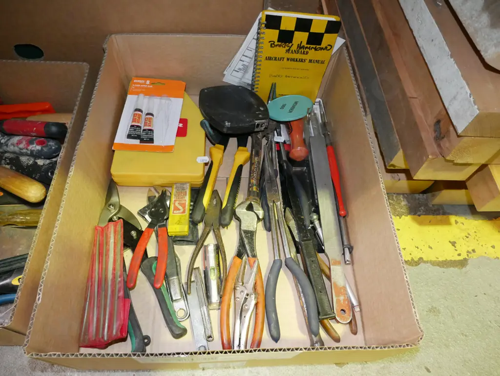 box; tin snips, allen key sets, adjustable crescents etc Image 1++