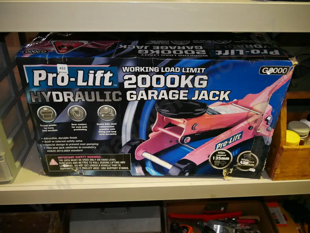boxed Pro Lift 2000kg trolley jack Image 1++