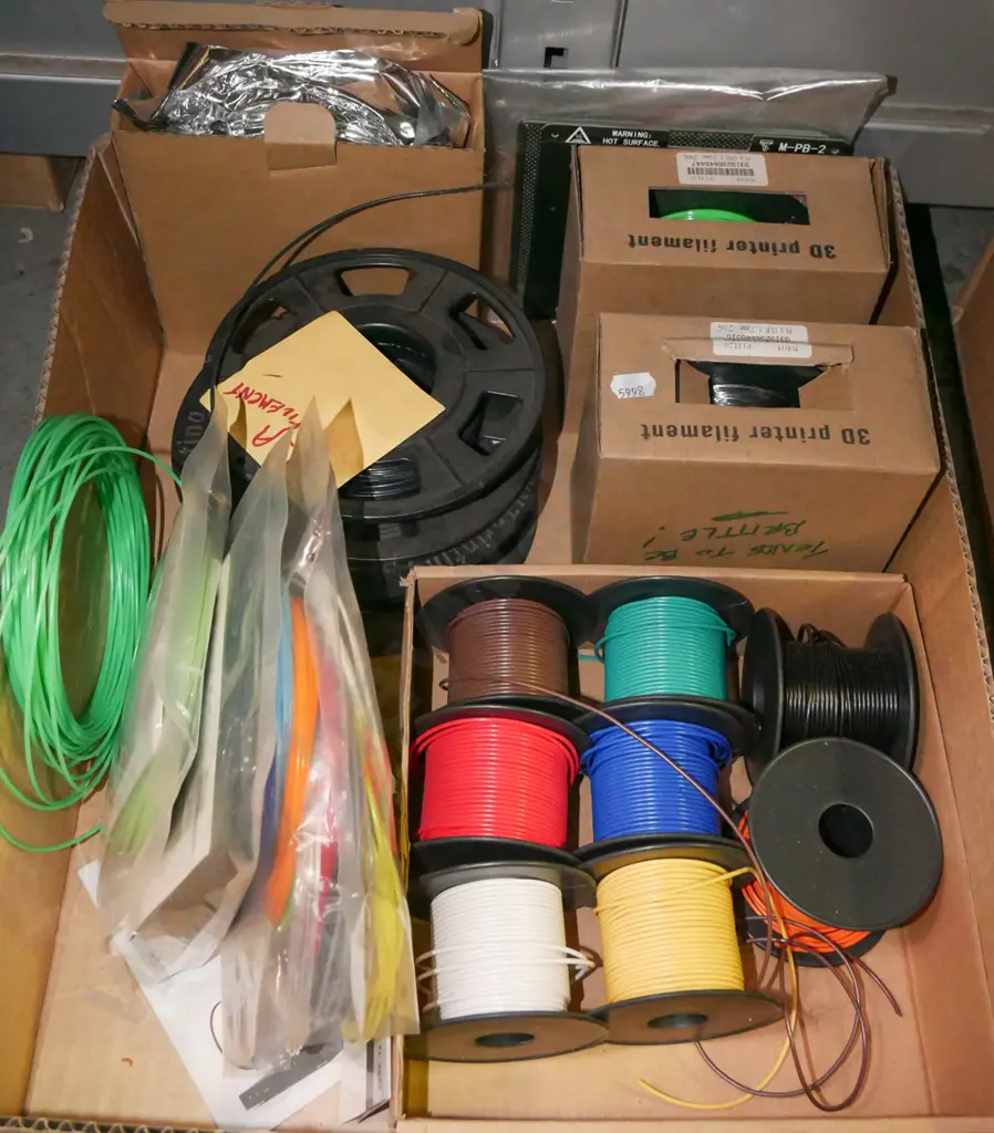 box; 3D printer filaments Image 1++