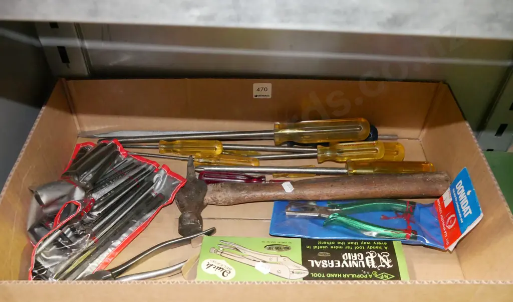 box; screw drivers, allen key sets, hammer etc Image 1++