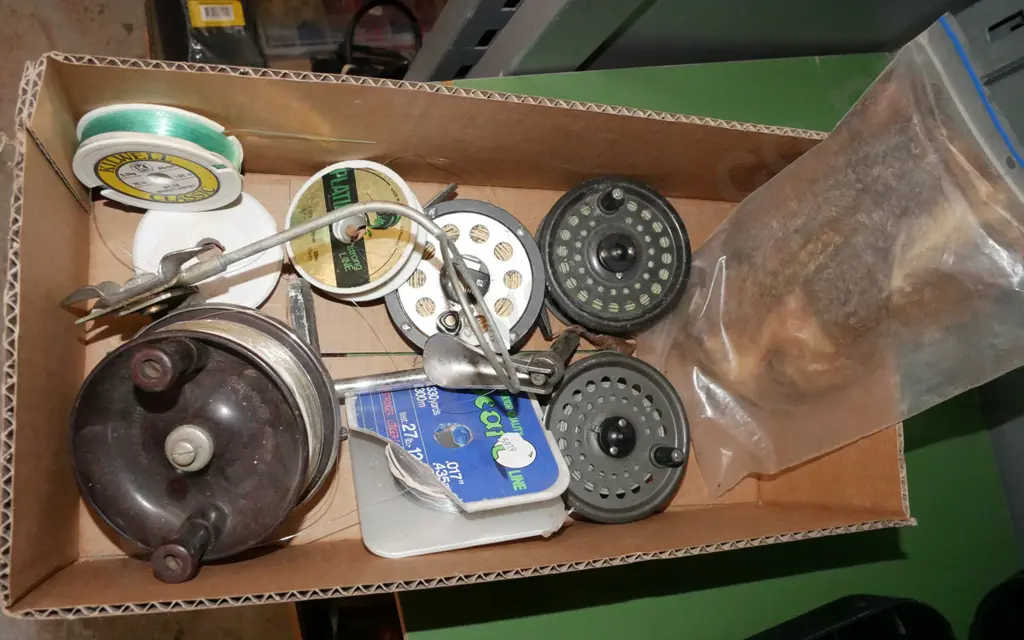box; fly fishing reels, lines, fly tieing feathers Image 1++