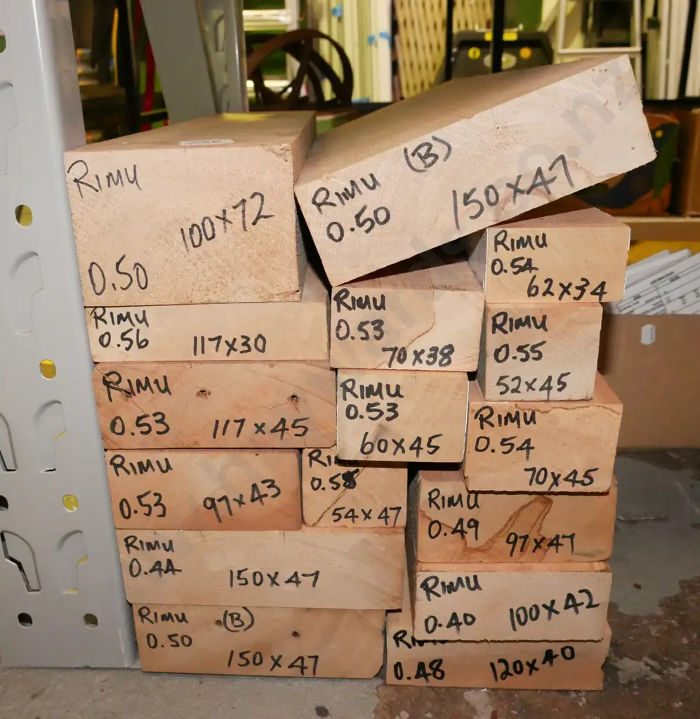 assorted lengths of rimu Image 1++