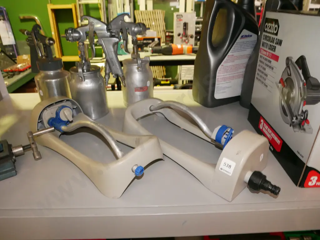 2x oscillating sprinklers Image 1++