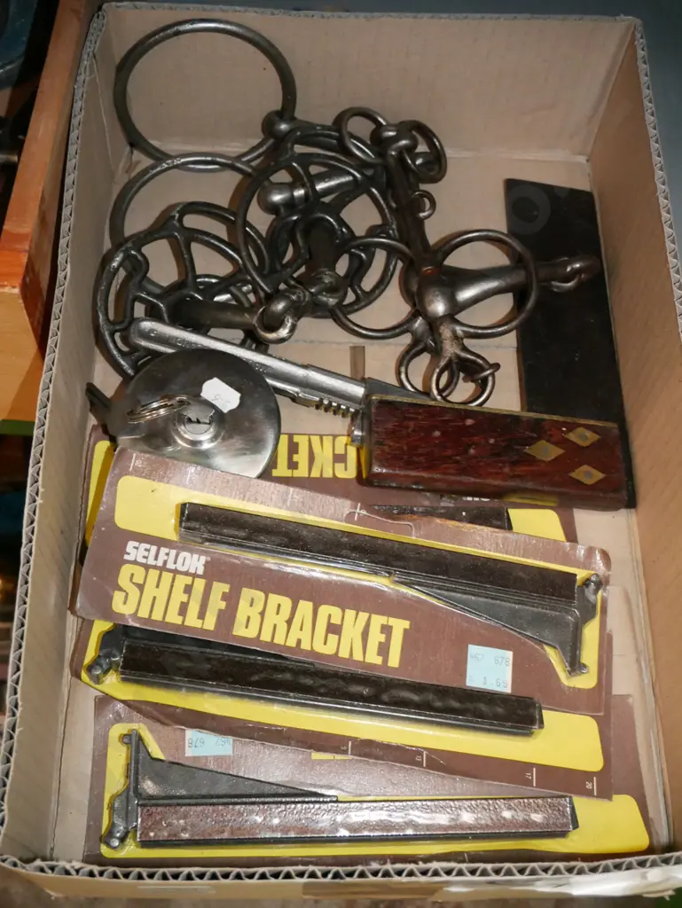 box; shelf brackets, builders level, bits etc Image 1++
