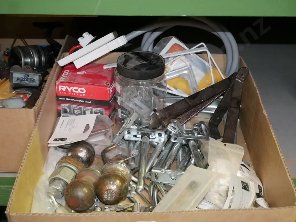 box; hanging shelf brackets, tow balls, cupboard door hardware etc Image 1++