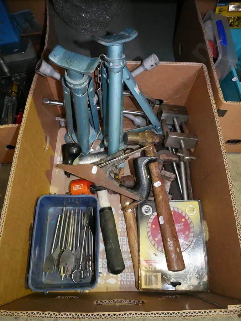 box; spade bits, axle stands, hammers etc Image 1++