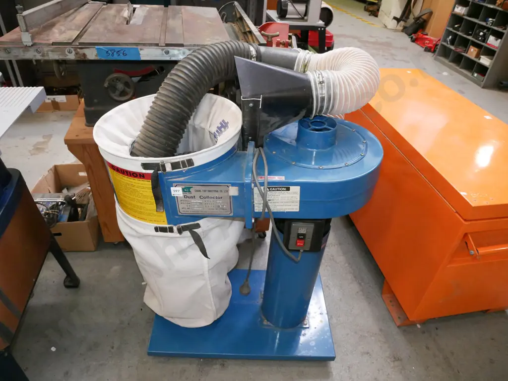 freestanding workshop dust extractor with hose and dual intake Image 1++