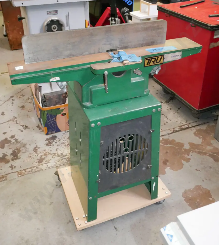 True 100mm jointer with spare blades Image 1++