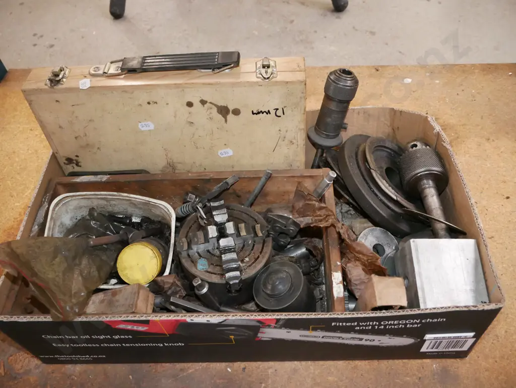 Chizhou metal workers lathe with drilling/milling machine on homemade stand with box of accessories, Model HQ400-3nil Image 1++