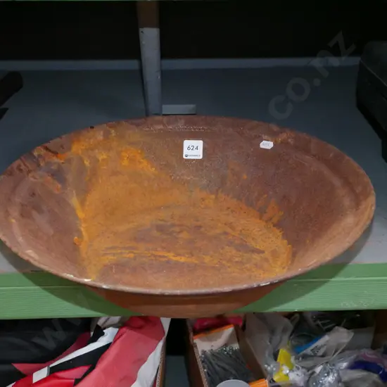 rusty gold pan