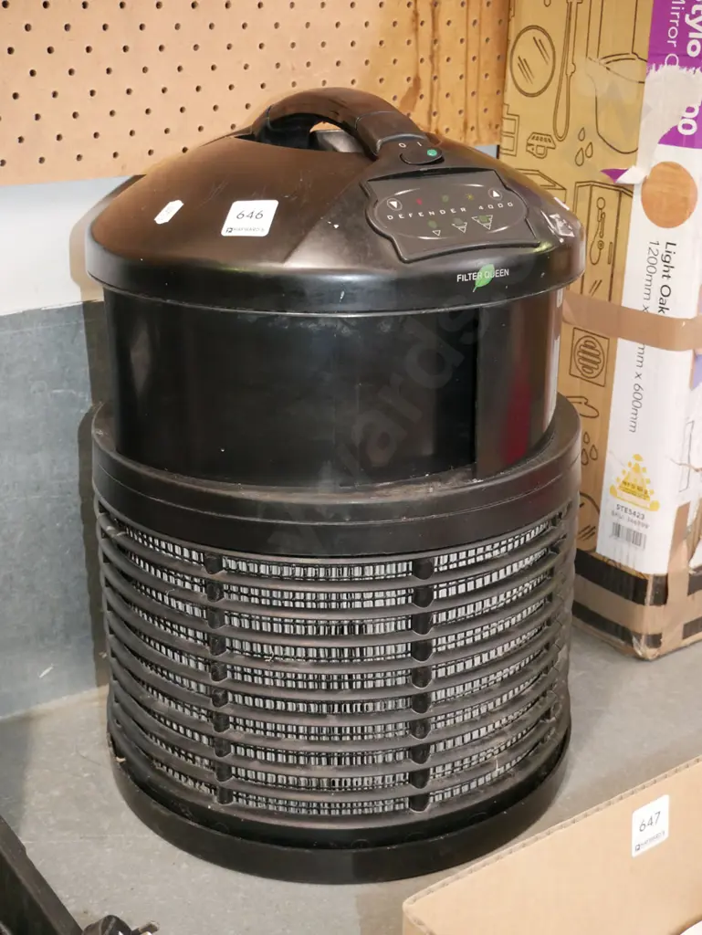 Defender 4000 air purifier Image 1++