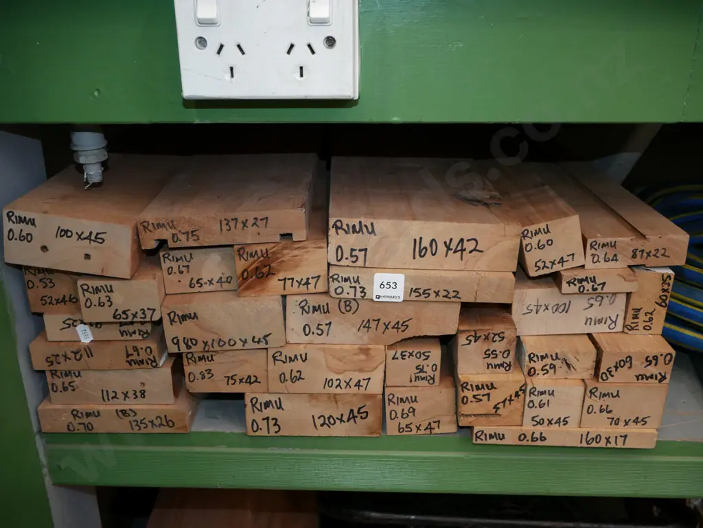 various lengths of rimu Image 1++