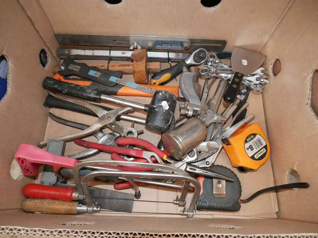 box; rubber mallets, hack saws, rafter squares etc Image 1++