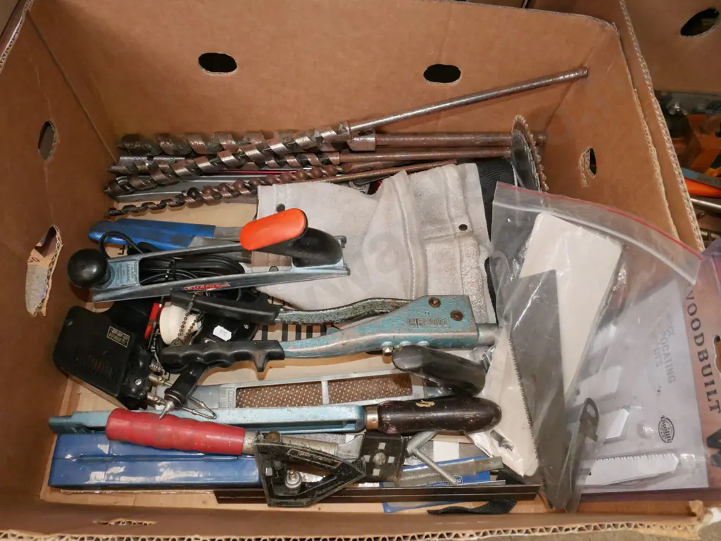 box; pop riveters, auger bits, etc Image 1++