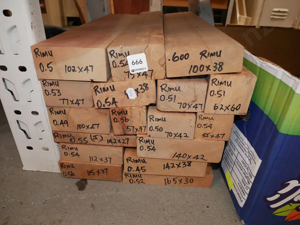 various lengths of rimu Image 1++