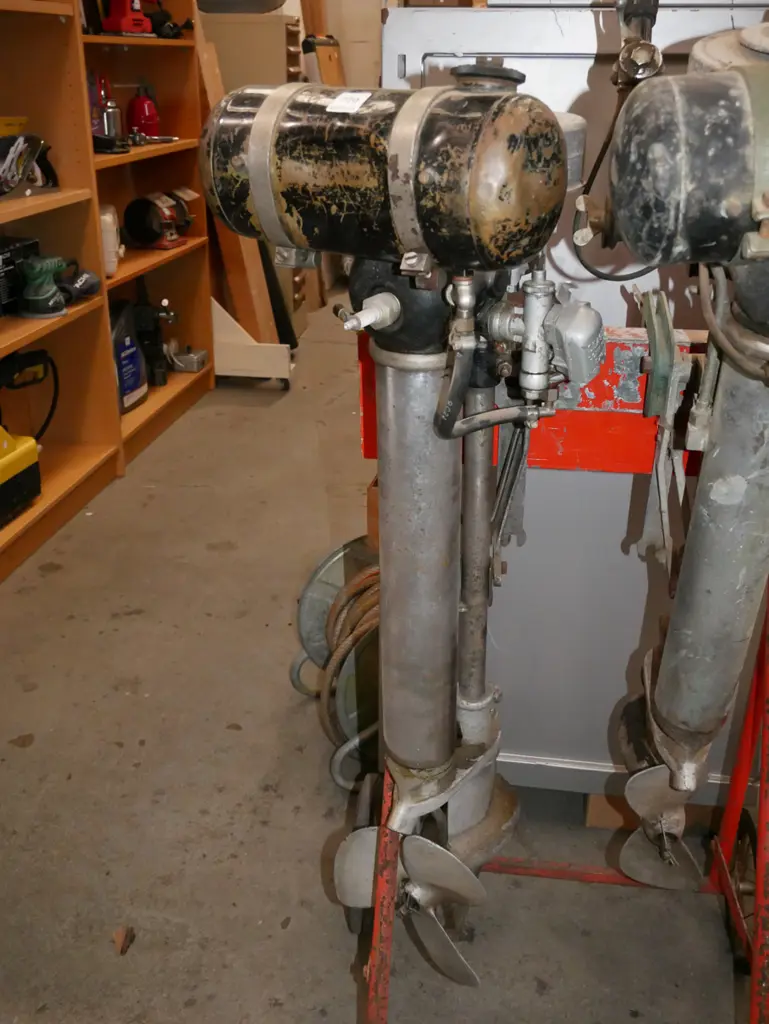 restorer's Seagull outboard motor Image 1++