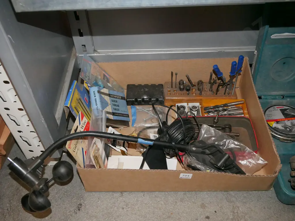 box; drill bits, calipers, files etc Image 1++
