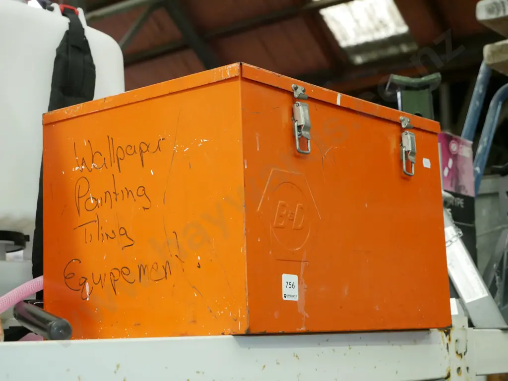 Black & Decker tool chest Image 1++