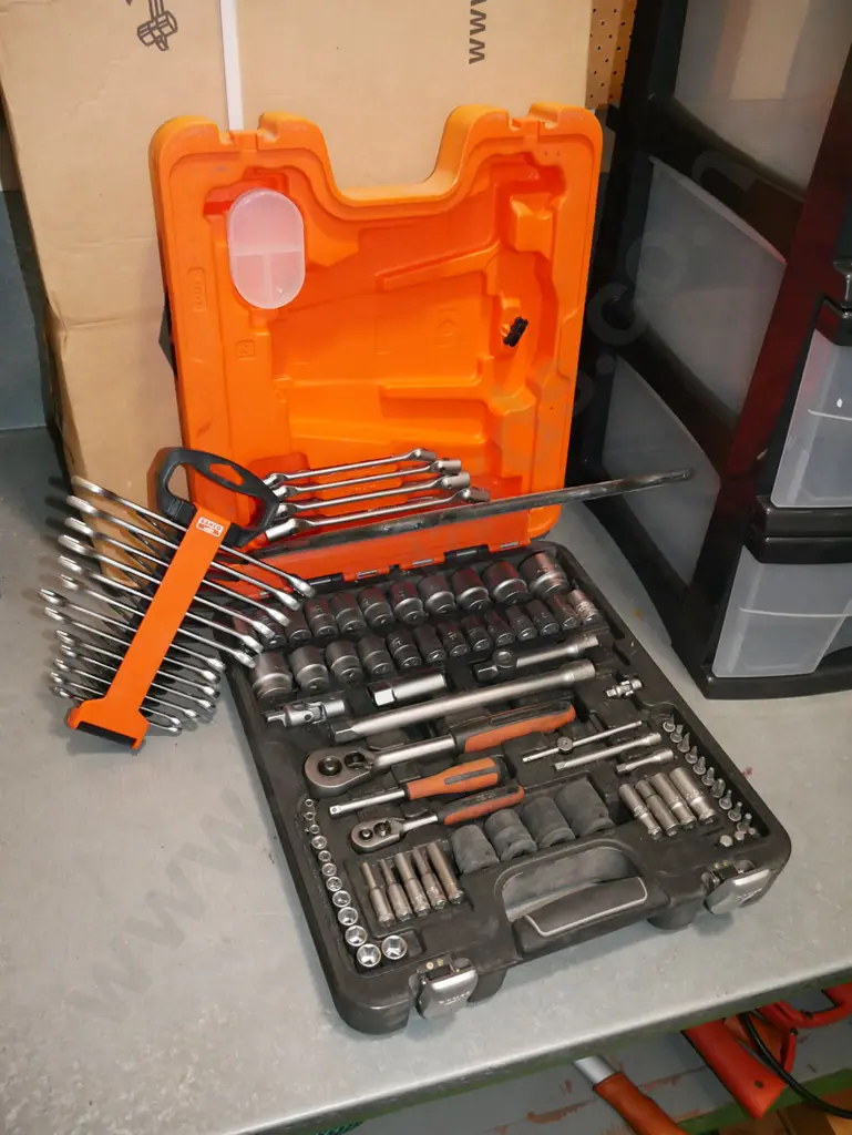 Bahco tool set Image 1++