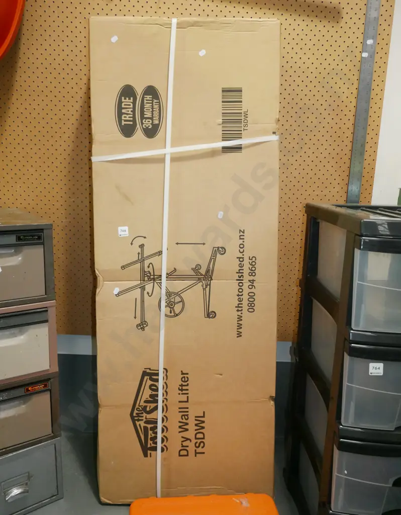 cased Tool Shed gib lifter Image 1++