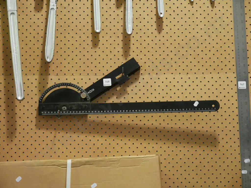 angle finder Image 1++