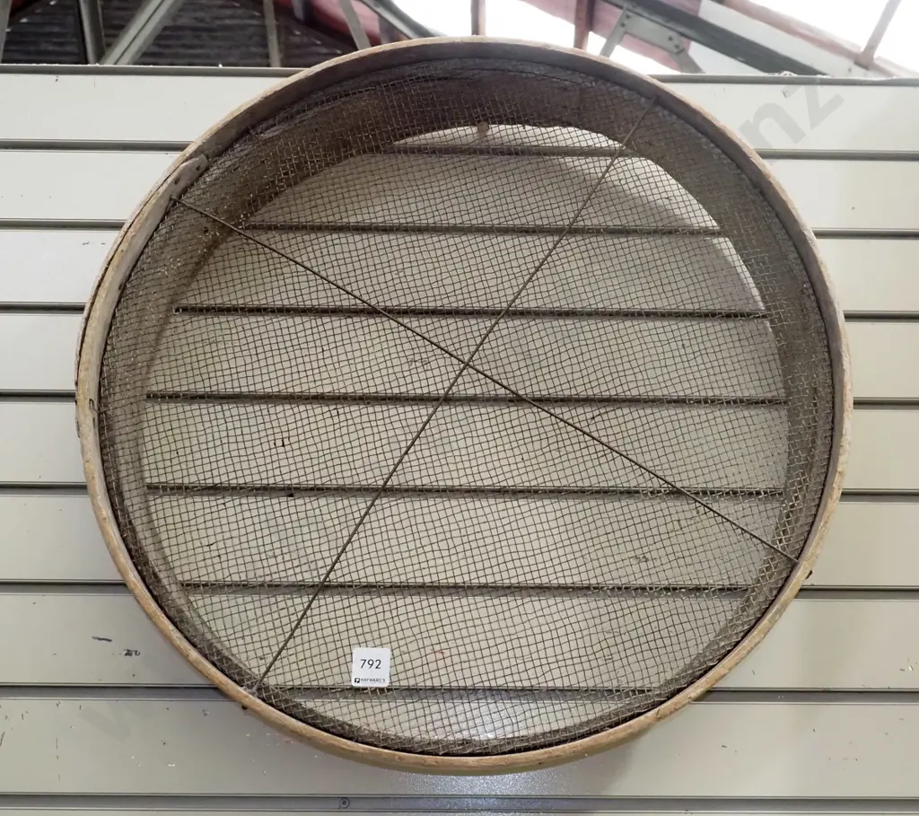 garden sieve Image 1++