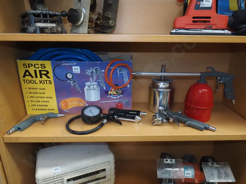 as new 5 piece air tool kit Image 1++