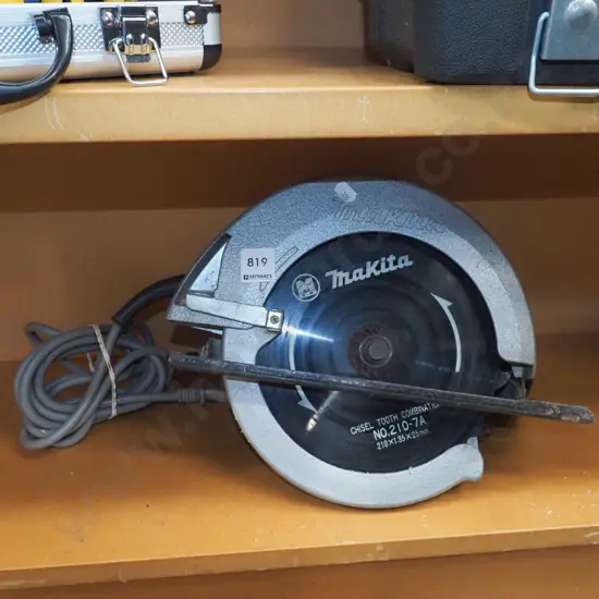 Makita skilsaw 