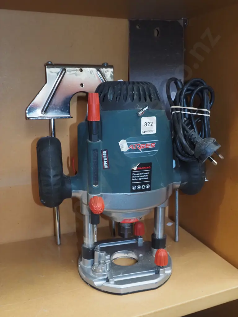 Arges plunge router Image 1++
