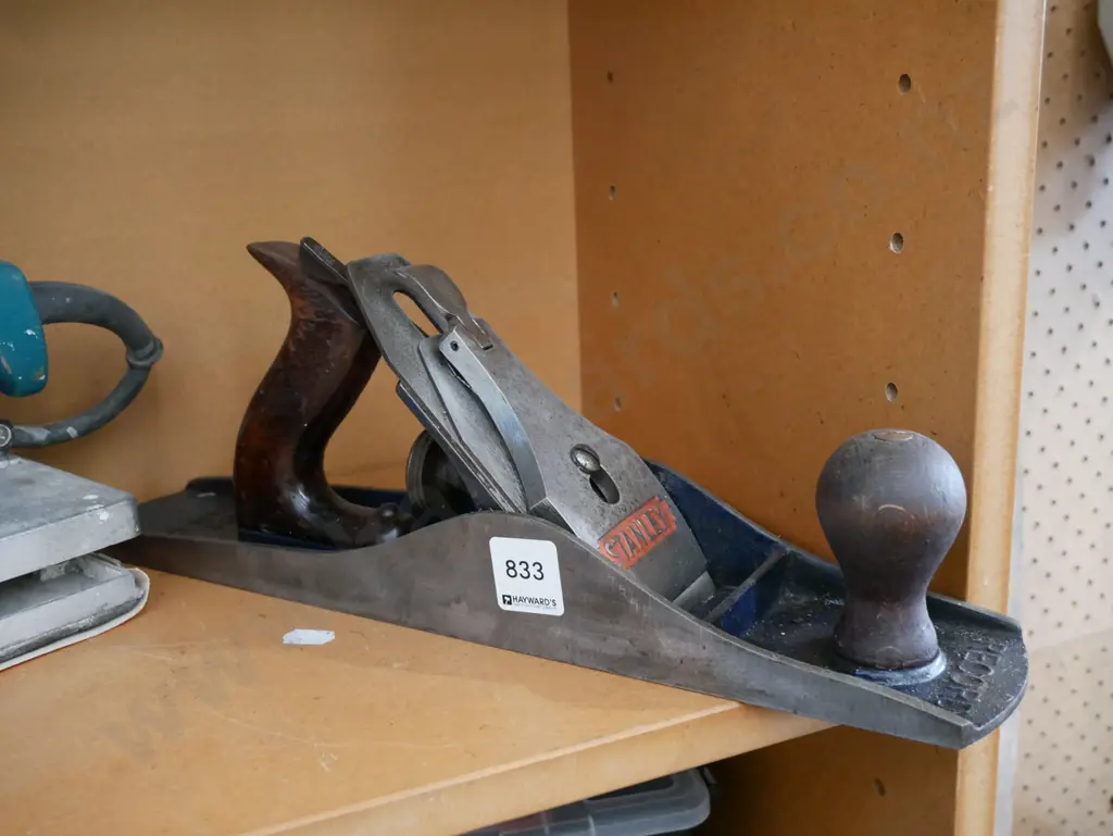 Stanley No. 5.5 hand plane Image 1++