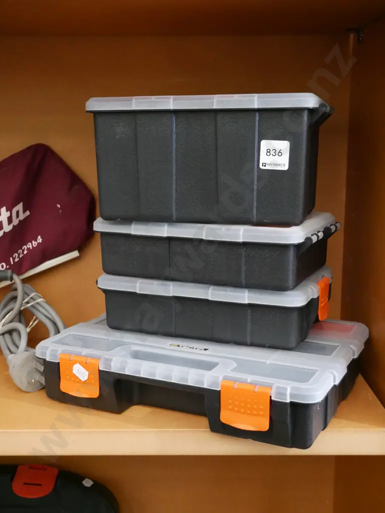 4x plastic organisers Image 1++
