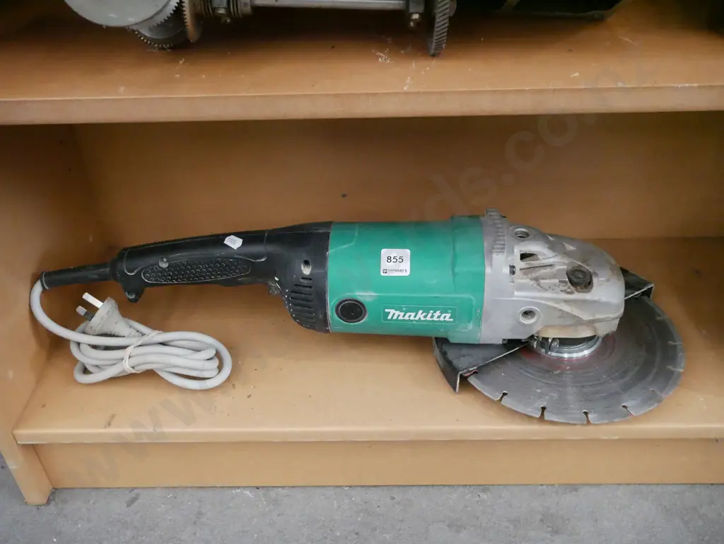 large Makita angle grinder - no handle Image 1++