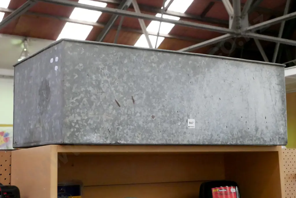 galvanised tin trough Image 1++