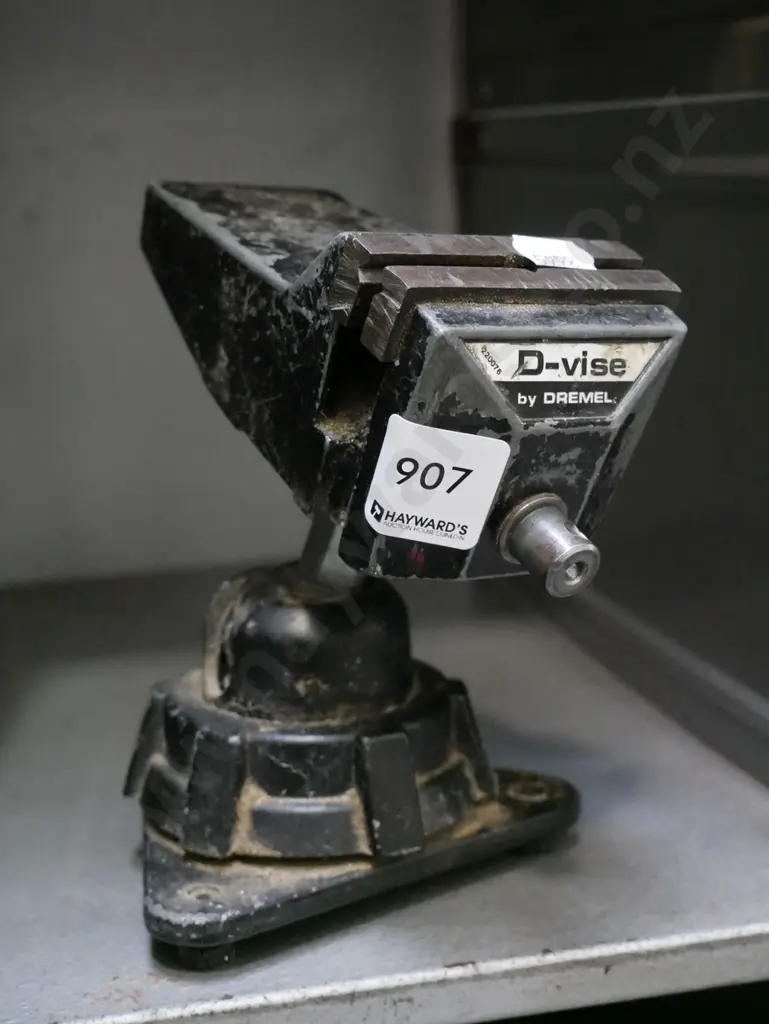 dremel hobby vice Image 1++