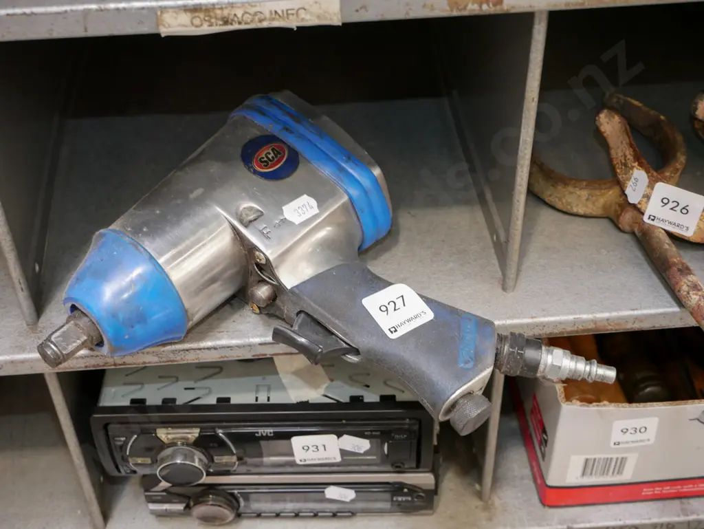 SCA airpowered impact driver Image 1++