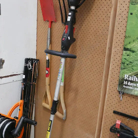 Talon 2 stroke line trimmer