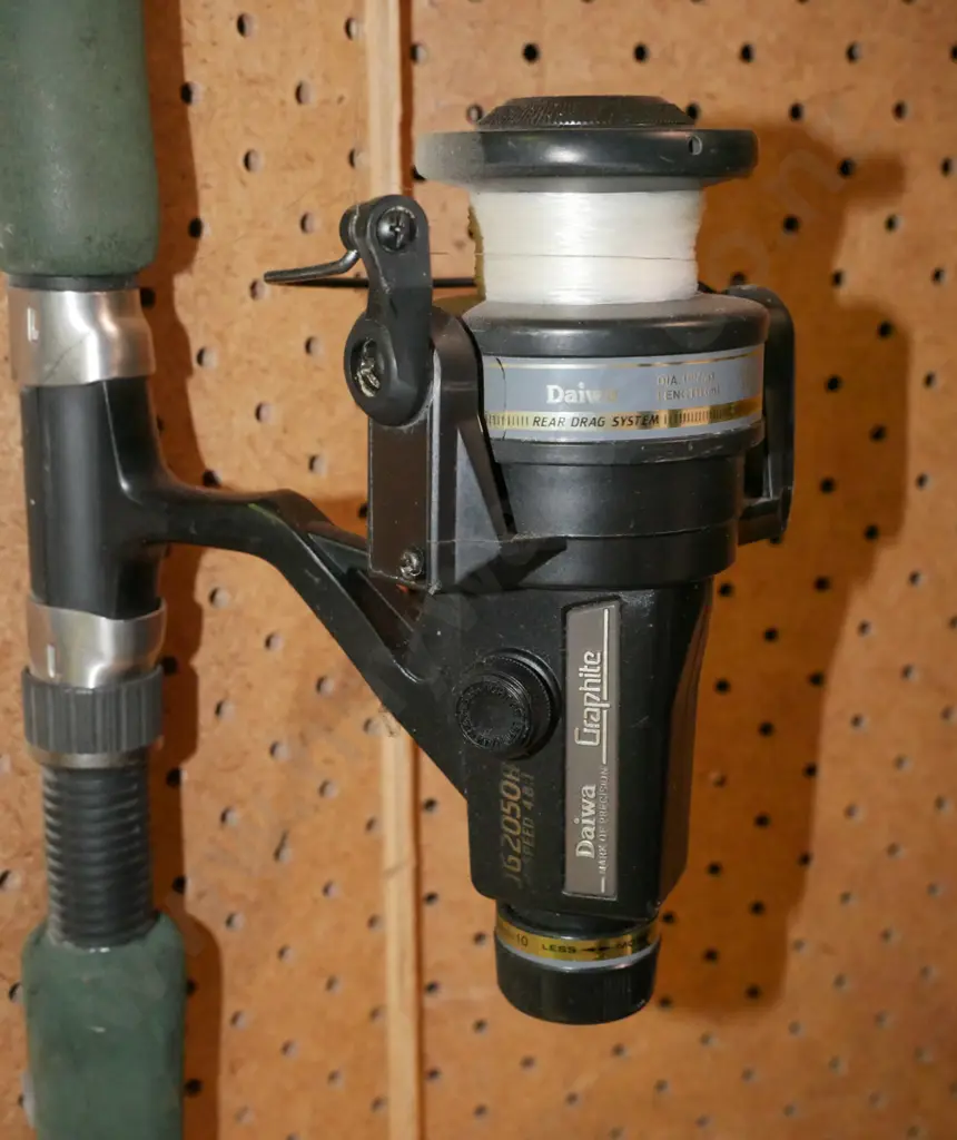 fishing rod and reel Image 1++