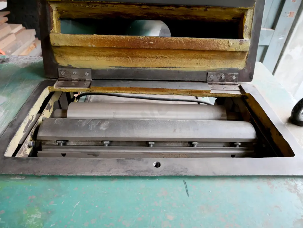 Chinese manufactured Dujang 3-phase 400mm thicknesser Image 1++