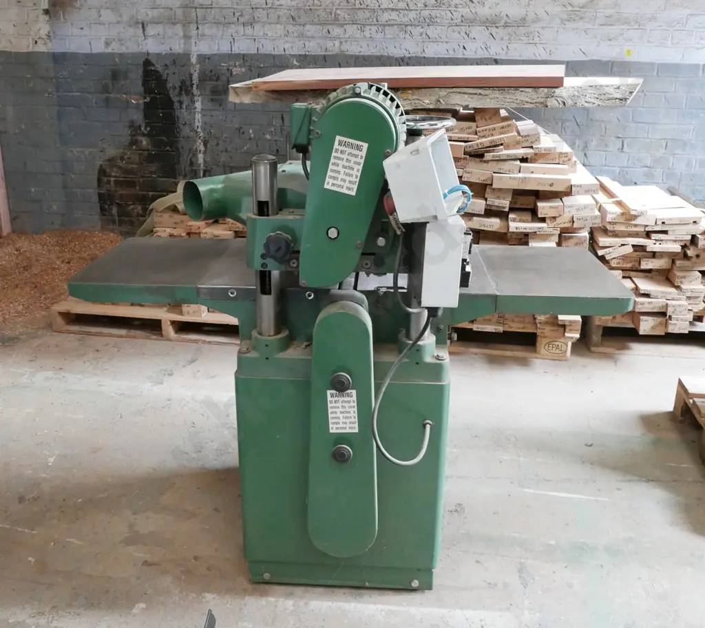 Taiwanese manufactured, Topmaq branded, 3 phase 400mm double surface thicknesser Image 1++