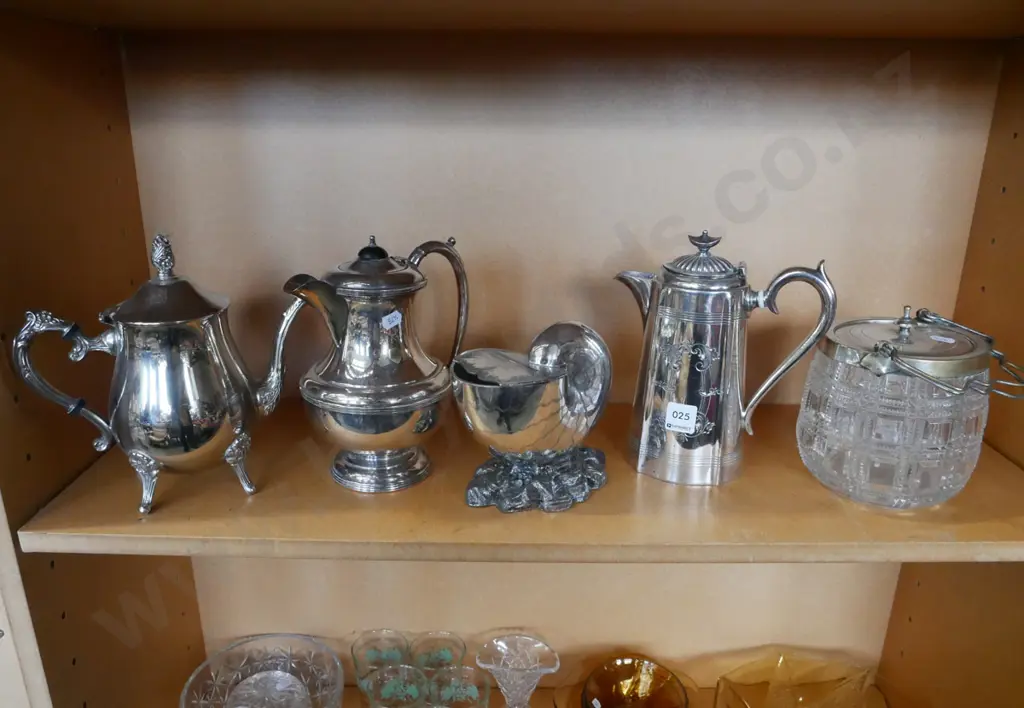 plated ware;coffee pots, lidded barrel etc Image 1++