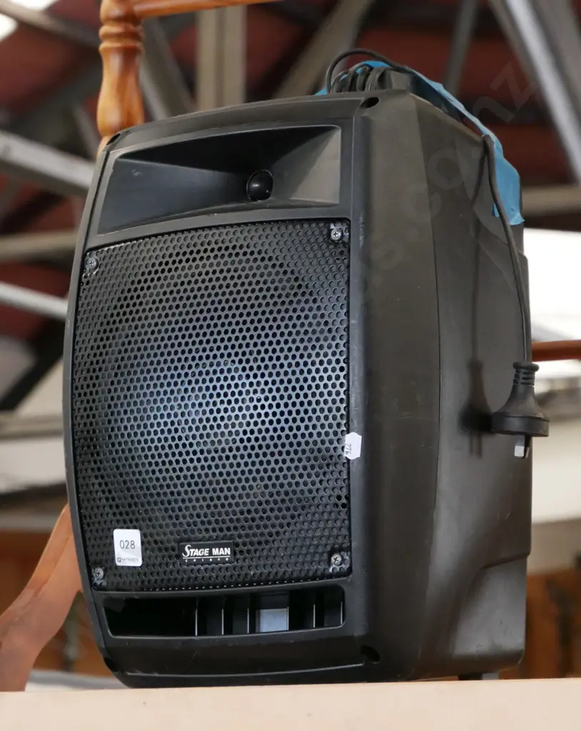 small portable integrated amp and speaker Image 1++