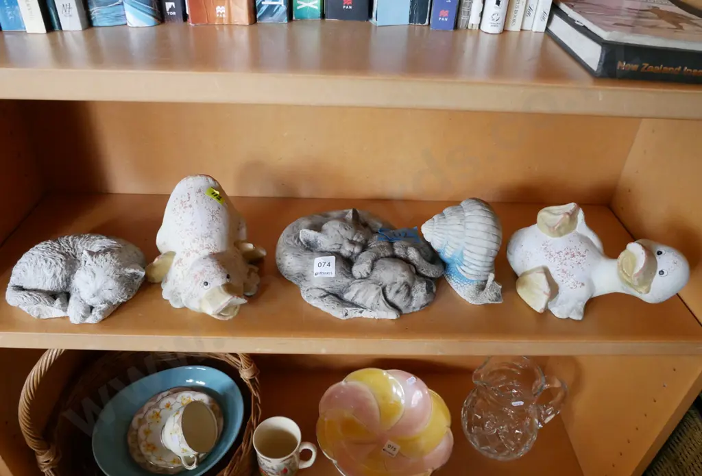 various garden ornaments - some damage Image 1++