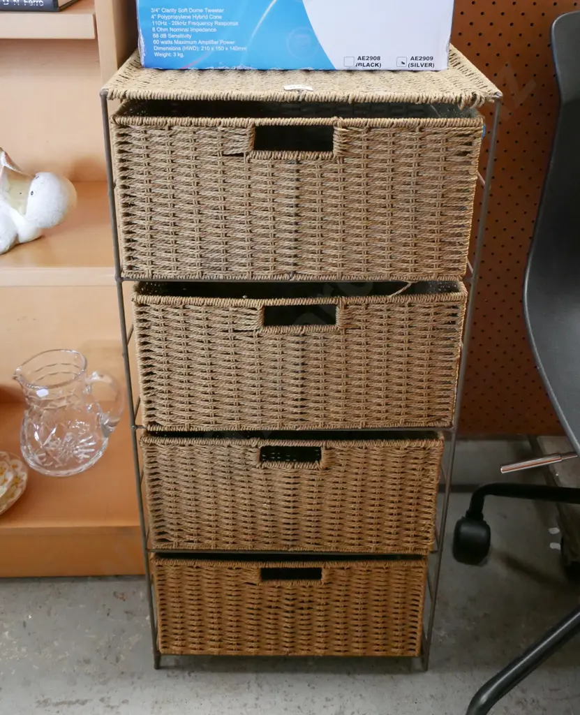 chest of 4 seagrass drawers H-760 Image 1++