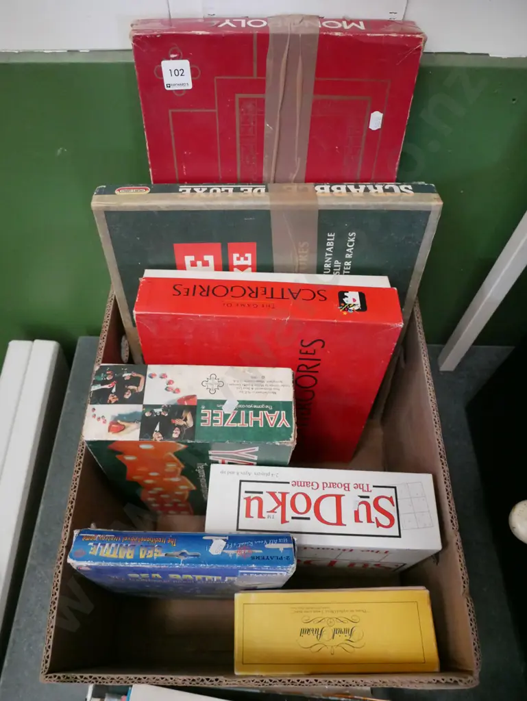 box of board games Image 1++