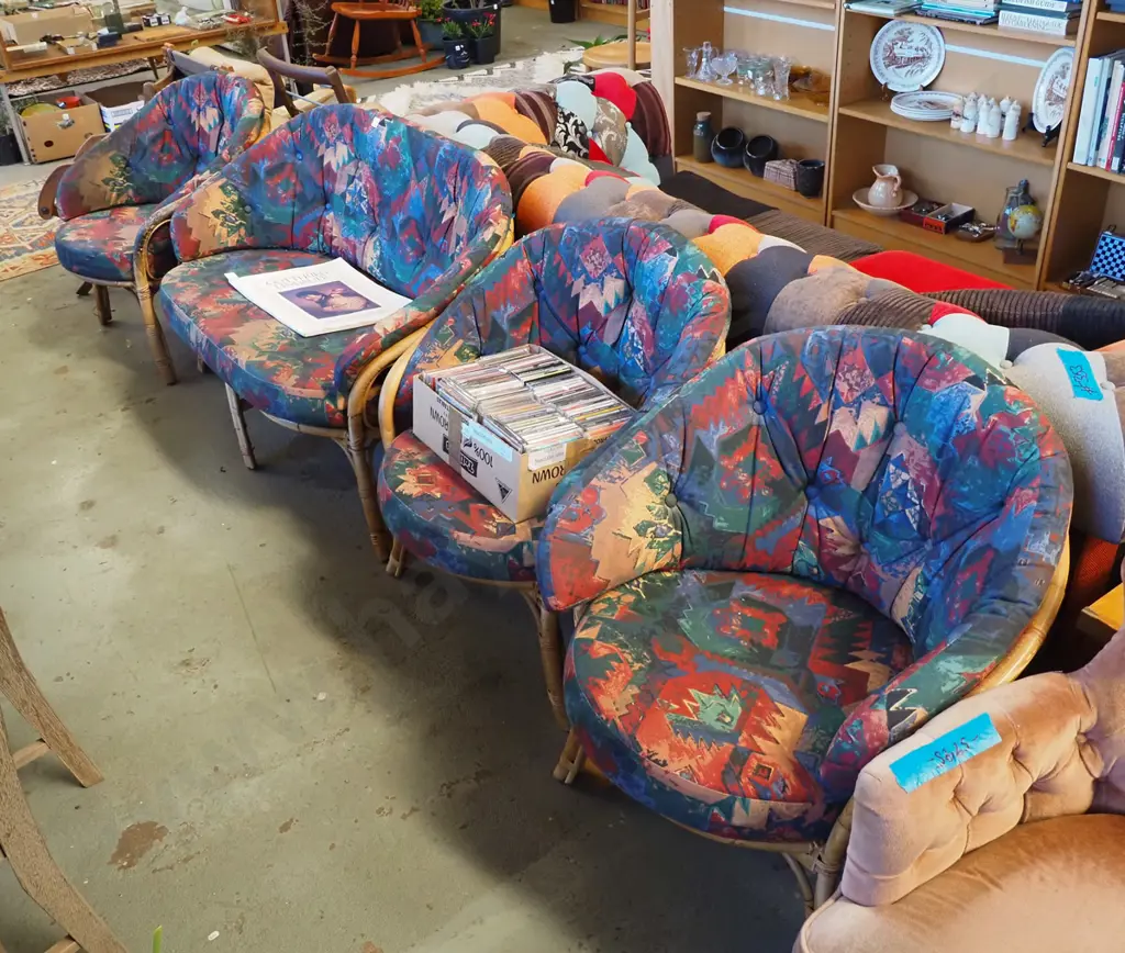 bamboo and upholstered patio suite - 2 seater and 3x singles Image 1++