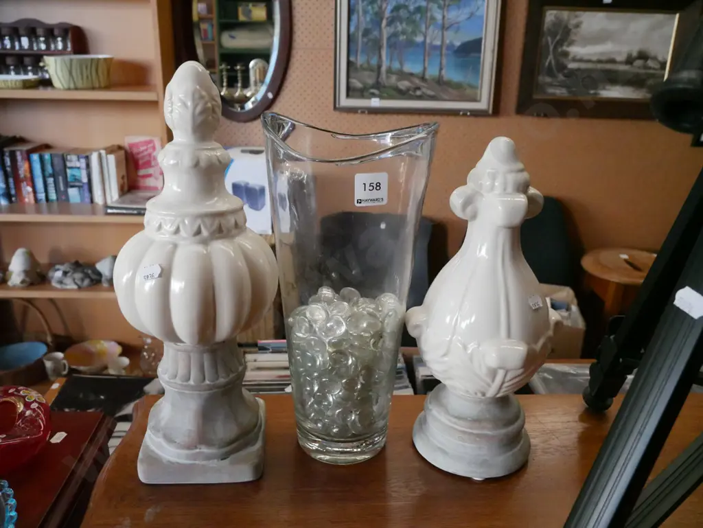 2x ceramic ornamental finials H-370, glass vase, polished beads Image 1++