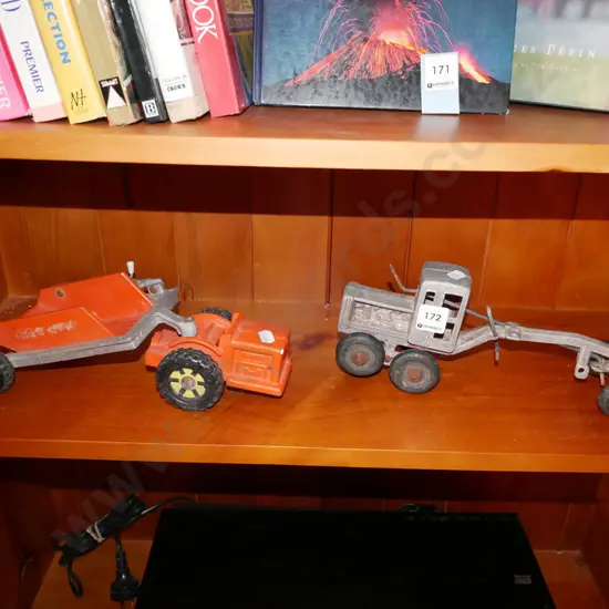 Fun Ho grader and tracotr and trailer unit