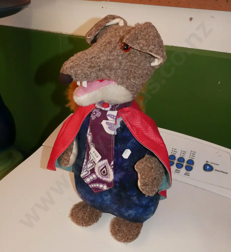 Basil Brush soft toy Image 1++