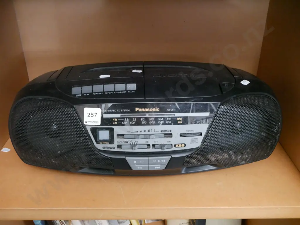 Panasonic radio tape cassette CD player Image 1++