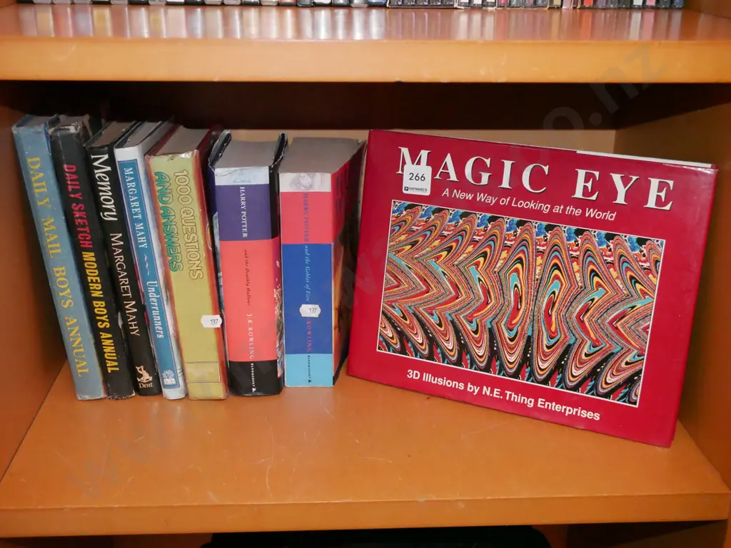 various books Image 1++